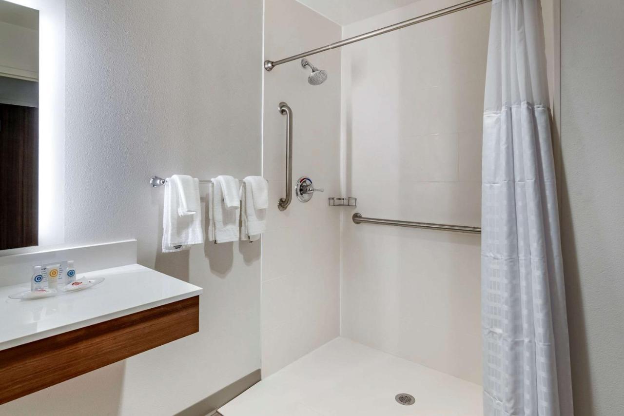 Comfort Suites Grandview - Kansas City Luaran gambar